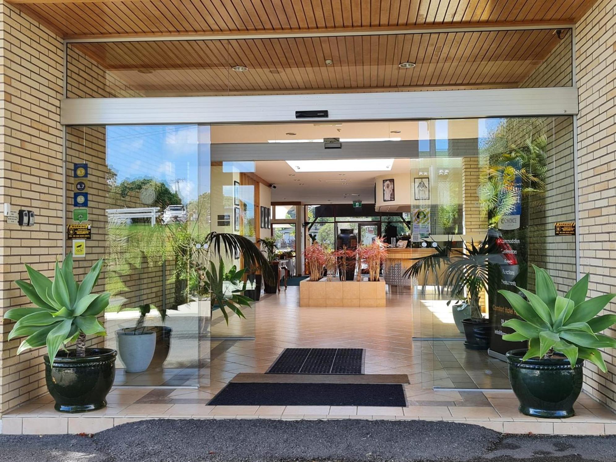 Comfort Hotel Flames Whangarei Exterior foto